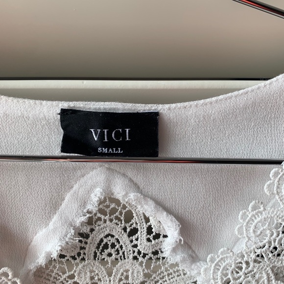 Vici Collection Ethereal Lace Bell Sleeve Tunic - Picture 5 of 5